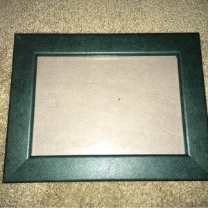 Forest green 5x7” tabletop picture frame